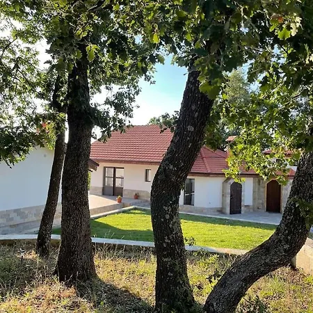 Holiday home Paleokastro -angelski Dvor Topolovgrad